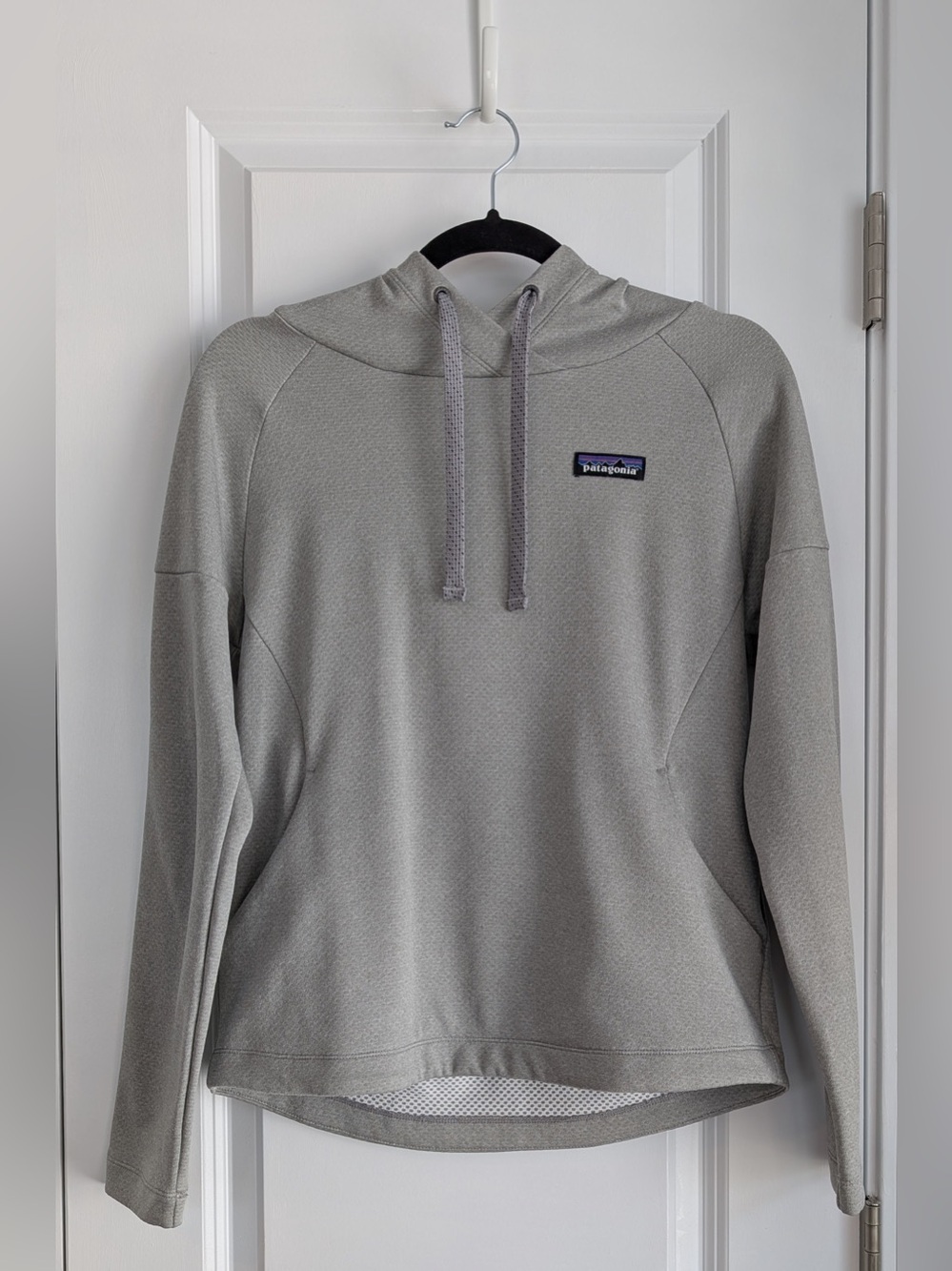 Patagonia Women's Quiet Ride Hoody Pullover Stretch Gray Size XS